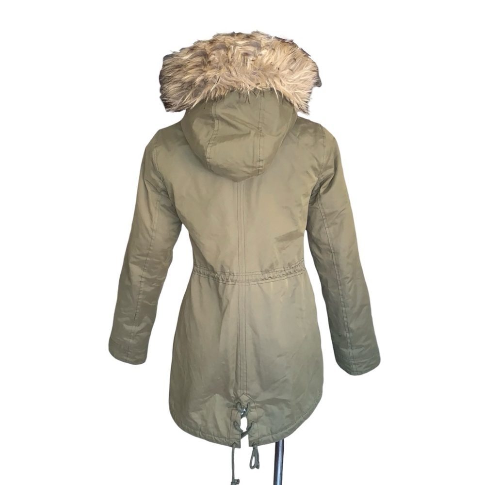 Hollister Olive Green Parka with Faux Fur Hood - Picture 11 of 16